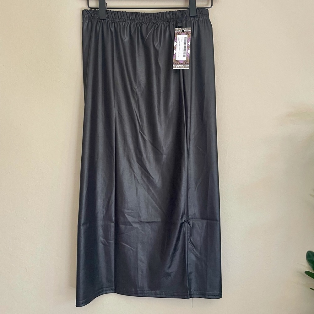 Boohoo Black Midi Skirt